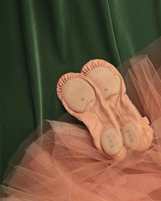 Shop BLOCH's Gifts for Student Dancers